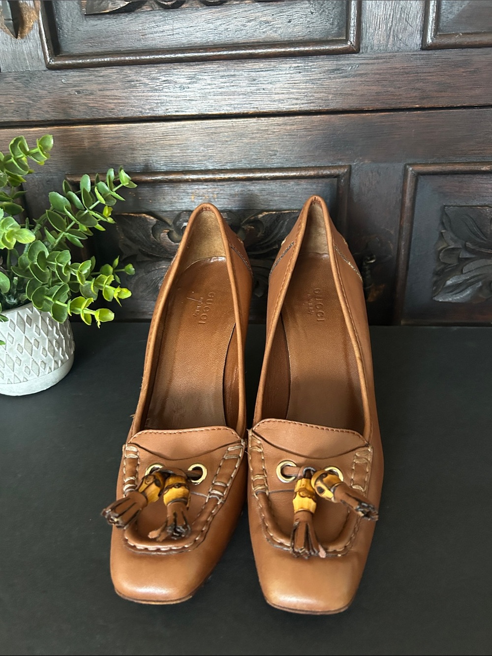 Gucci Tan Leather Tassel Loafers for Women